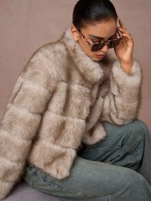 Lumalex 秋冬季宽松长袖短款仿皮草外套，适合假日度假、新年派对、夜间外出约会 - 摩卡棕 - 查看 5