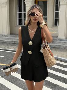 Serisse Conjunto casual de 2 piezas de chaleco con espalda anudada y shorts de mujer con detalles de concha metálica