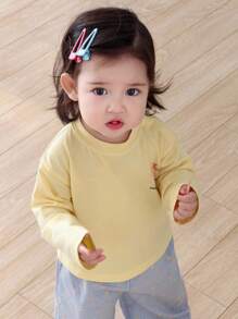 Dazy Kids 2pcs/Set Baby Girl Cartoon Graphic Tee & Plaid Casual Homewear Set, Toddler Fall Clothes - Yellow - View 9