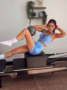 Innovista 无缝健身套装 运动 高支撑 速干 日常运动休闲 瑜伽 普拉提 HIIT 训练 骑行紧身裤 运动服 秋季结构化服装 胸罩 提臀 紧身短裤 舒适运动 深蹲防护 功能性网眼 透气 收腹 压缩 有氧运动 拳击 骑行 跑步 户外运动 健康 TT 病毒式 IG 卷轴准备 FYP INSTA OOTD 蓝色 工作妈妈健身套装 两件套 运动表现装备 女性影响者 时尚服装 多功能日常穿着 耐用 优质欧洲 英国 巴西 墨西哥 更年期友好 返校活动秋季健身系列 Lulu 的替代平台 优质、实惠、预算友好、健身服、体育训练、有氧运动、Gymtok - 淡紫色 - 查看 9