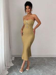 Elenzga Women's Elegant & Fashionable Solid Color Sleeveless Bodycon Dress With Metal Buckle Decor, Summer - Khaki - View 6