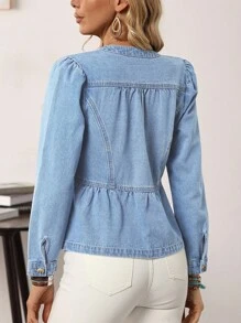 EMERY ROSE 大码女式荷叶边下摆单排扣牛仔夹克，秋季女式牛仔夹克，女式蓝色牛仔夹克，女式短款牛仔夹克，女式浅色水洗牛仔夹克，荷叶边牛仔夹克 - 淺色水洗藍 - 查看 2