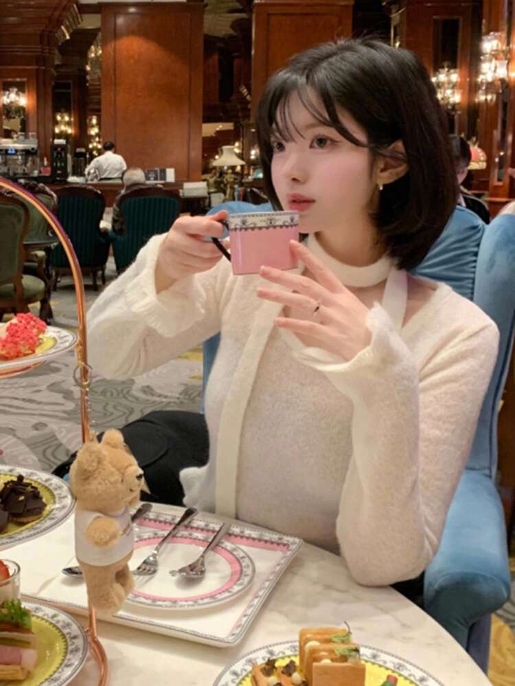 Gentle Style Tie Knot Ruffle Trim Round Neck Knit Sweater, New Style Fall