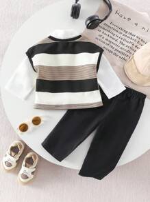 SHEIN 3件套婴儿/男童套装：1件白色纽扣长袖衬衫，1件心形图案黑色罗纹领针织背心，1条黑色梭织长裤，适合初秋、上学、日常、度假穿着。男童服装，男童套装，男童毛衣背心，男童服装，男童套装，男童时尚，男童条纹背心套装，男童秋冬熊图案婴儿服装，男童休闲套装，黑白男童套装 - 彩色 - 查看 2