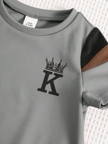 SHEIN Set de 2 piezas de camiseta de manga corta con bloque de color y gráfico de letras, y pantalones cortos para niño bebé en verano - Multicolor - Ver 5