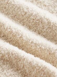 SHEIN MOD Cardigan plus size elegante, fofo, evasê, manga comprida, decote em V, decoração com botões de pérola. Cardigan plus size cor damasco, vintage, romântico, estilo palácio, damasco claro.