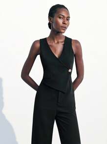 Maija 2025 未来都市深 V 领金属扣不对称设计，适合女性，适合初秋休闲装黑色连体裤女式无袖连体裤黑色连体裤优雅黑色连体裤女式黑色连体裤黑色长裤套装女式工作连体裤女式正装连体裤黑色无袖连体裤，女式秋季服装，女式冬季服装，冬季服装，夜间外出，女式外出上衣，夜间外出服装，约会夜服装，老钱风格女式