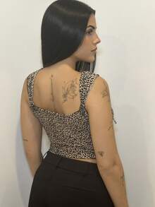 Lucia Bellido Leopard Print Knot Shoulder Crop Top - Multicolor - View 2