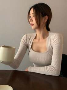 DAZY Women's Solid Color Long Sleeve Ribbed Camisole Top And Tank Top Set - Khaki - View 3