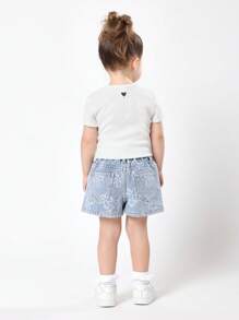 SUMWON Mädchen Denim Shorts mit Blume Muster Design, Sommer Lässig Mittlere Taille Baumwollshorts, Strandmode Kinder Alltagskleidung mit elastischem Bund, bequem - Helle Waschung - Übersicht 4