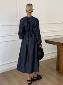 DAZY Vestido casual de mezclilla de cuello redondo y cintura ceñida para mujer