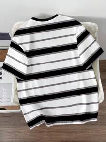 Manfinity Joysei Camiseta casual de hombre con patrón de rayas, versátil para uso diario, adecuada para verano, actividades al aire libre, escuela, deportes