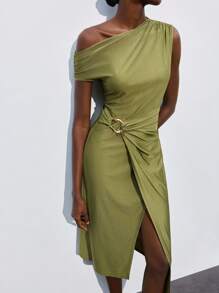 Maija 春夏新款不对称剪裁连衣裙，不对称肩领，收腰设计，饰以金属装饰纽扣，优雅别致 - 淺綠色 - 查看 1