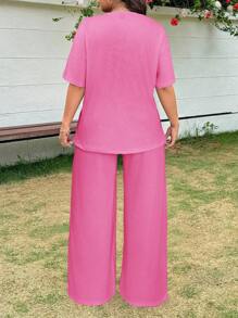 SHEIN EZwear 2 件套大码女式字母印花落肩 T 恤和阔腿裤，宽松版型，春夏两件套，粉色套装 - 粉色 - 查看 3