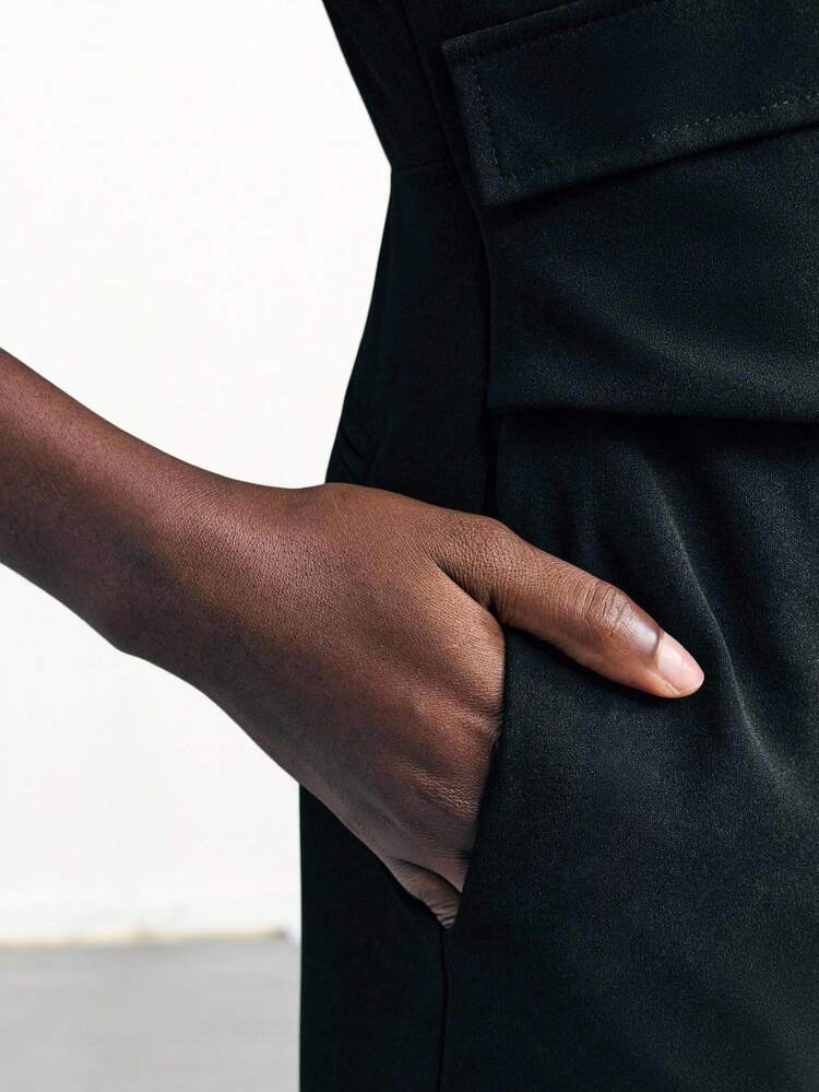 SHEIN Maija 2025 Futuristic Urban Deep V Neck Metal Buckle Asymmetric Design For Women, Suitable For Early Autumn Casual Wear Black Jumpsuit Women Sleeveless Jumpsuit Black One Piece Jumpsuit Elegant Black Jumpsuit Women Black Jumpsuit Black Pantsuit Women Work Jumpsuits For Women Women Dressy Jumpsuit Black Sleeveless Jumpsuit, Fall Clothes For Women,Winter Clothes For Women,Winter Clothes,Night Out,Going Out Tops Women, Night Out Outfit,Date Night Outfit,Old Money Style Women