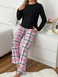 SHEIN Cottnline Plus Solid Color Short Sleeve Round Neck Long T-Shirt & Plaid Pants Pajama Set - Multicolor - View 6