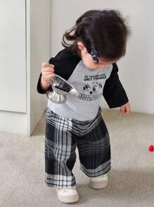 Hapijoa Bộ 2 áo thun tay ngắn in họa tiết hoạt hình màu tương phản và quần pijama kẻ sọc thường ngày cho bé gái, quần áo mùa thu cho trẻ mới biết đi - Đen và trắng - Xem 7