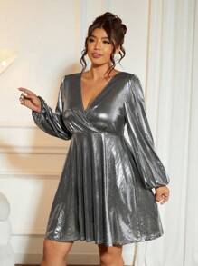 Cravure Vestido elegante y sexy para fiesta con corte profundo en V, efecto cruzado, abertura y silueta ceñida. Falda entallada de línea A y mangas largas. Tallas grandes.