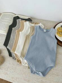 SHEIN Vintaside Kids Conjunto de 6 bodys sin mangas de verano multicolor para bebés niños, que incluyen los colores negro, blanco, gris, albaricoque oscuro, azul claro, caqui claro y otros colores clásicos