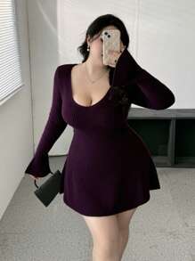 Flirla 法式紫色V领喇叭袖修身迷你连衣裙 - 紫色 - 查看 4