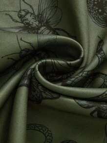ROMWE Goth Plus Size Dark Moth, Skull, Snake, Insect All-Over Print Pants - Green - View 4