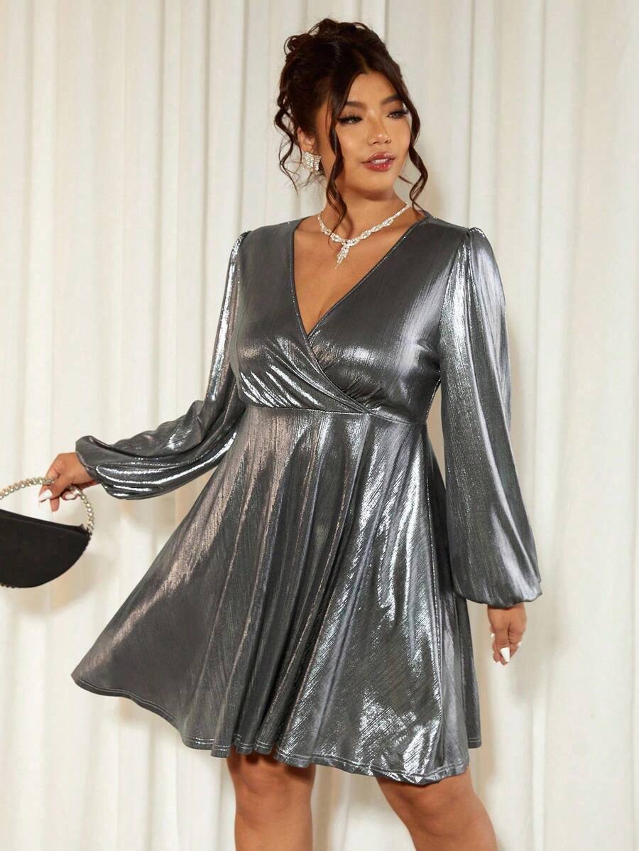 Cravure Vestido elegante y sexy para fiesta con corte profundo en V, efecto cruzado, abertura y silueta ceñida. Falda entallada de línea A y mangas largas. Tallas grandes.