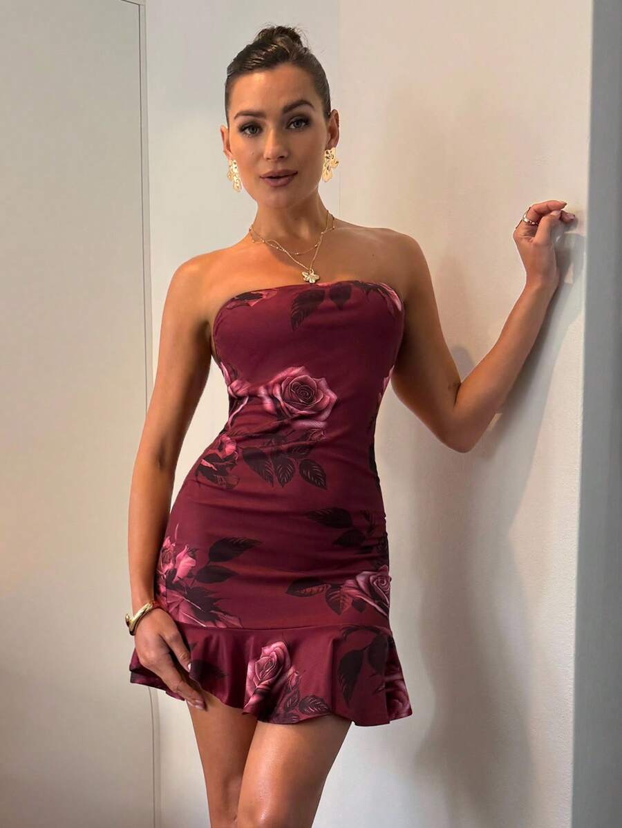 Lavishia Gaun Mini Bustier Berenda dengan Motif Bunga Merah Anggur Elegan dan Menggoda untuk Pesta Musim Panas, Busana Klasik Tanpa Bahu untuk Wanita - Burgundy - View 1