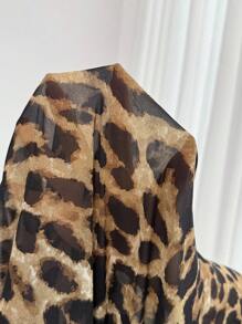 Elenzga Kemeja Kasual Motif Leopard Ukuran Besar dengan Bahu Asimetris, Musim Gugur/Musim Dingin - Coklat - View 8