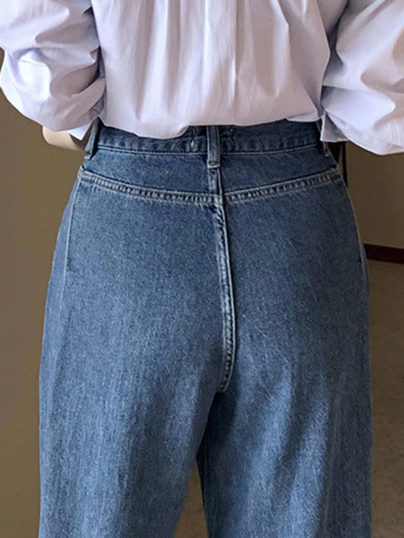 DAZY بنطلون جينز بخصر عالي مغسول بلون أزرق مطوي ذو...