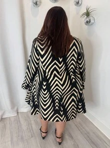 Enliva Robe longue à manches longues, imprimé géométrique confortable et ample, noir ou kaki, pour femmes grandes tailles. Vêtements d'automne et d'hiver, tenues d'hiver, robe cintrée, style bohème, robes élégantes pour femmes, robe de vacances, robe de travail, tenue d'été pour femmes