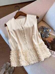 Flirla 大码女式时尚纽扣蕾丝拼接提花优雅圆领无袖上衣奶油色衬衫女士优雅衬衫无袖衬衫女士夏季上衣花瓣衬衫