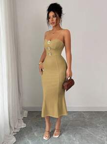 Elenzga Women's Elegant & Fashionable Solid Color Sleeveless Bodycon Dress With Metal Buckle Decor, Summer - Khaki - View 3