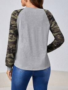 SHEIN LUNE Camo In Tay Raglan Áo thun - Xám - Xem 2
