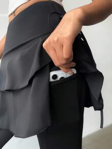 Fluxe Pantalones con falda deportiva de unicolor versátil y casual con volantes en el bajo - Negro - Ver 3