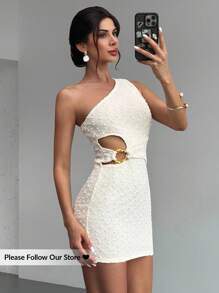 Firerie 女士杏色纹理单肩金属装饰镂空修身迷你连衣裙、夏季度假连衣裙、性感女士连衣裙、派对连衣裙、春夏服装、沙滩装、通勤、优雅、性感、度假、海滩、波西米亚、夏威夷、约会、派对、音乐节、毕业典礼、舞会 - 杏色 - 查看 2