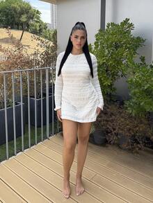 Lucia Bellido 全新圆领性感提花针织弹力面料喇叭袖露背短款连衣裙 - 杏色 - 查看 6