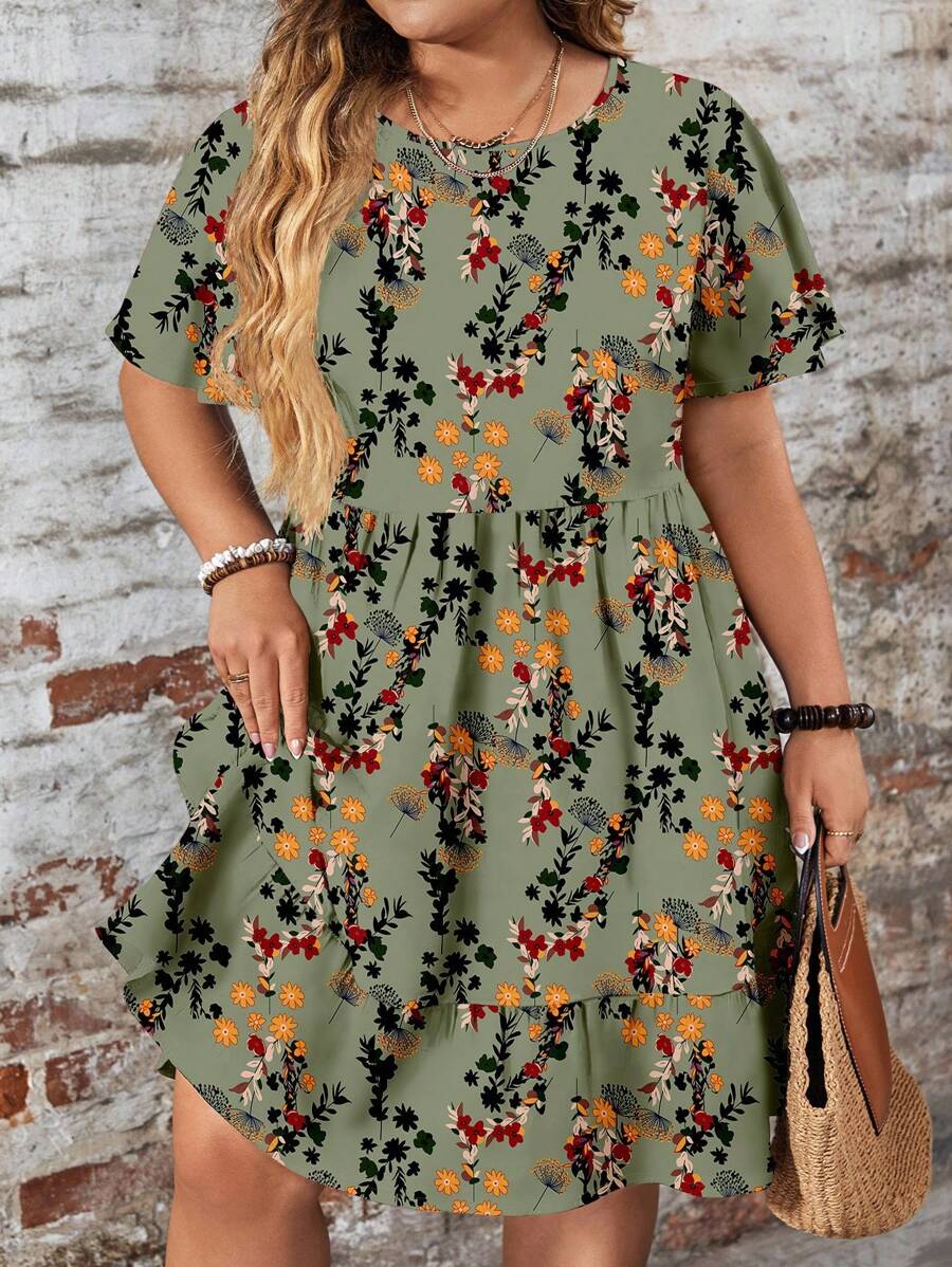 EMERY ROSE 休闲简约宽松圆领短袖大码连衣裙，适合秋冬季