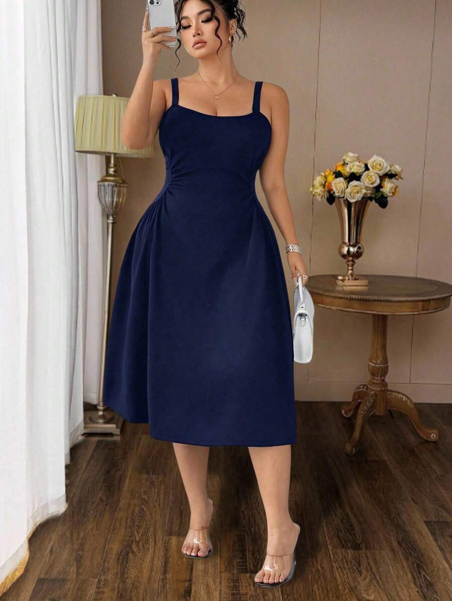 SHEIN Clasi Gaun Shift Elegan Tanpa Lengan Leher V Warna Polos untuk Wanita Ukuran Plus - Navy Blue - View 1