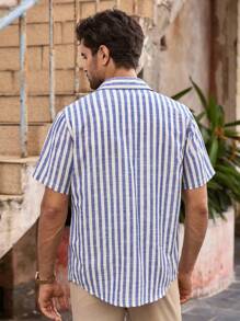 Manfinity VCAY 男士休闲梭织条纹修身短袖衬衫，适合日常穿着，男装，基础款，蓝色衬衫，蓝色衬衫男士蓝色条纹衬衫男士夏季衬衫男士条纹衬衫男士度假装男士短袖衬衫