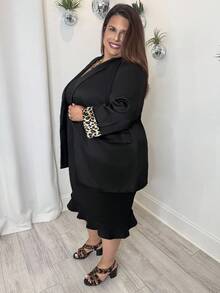 Enliva Jennifer_samantha_style Black Leopard Print Plus Size Women's Blazer With Cuff Splicing, Elegant Daily Wear Office Commute Outfit, For Apple Rounded Body Shape