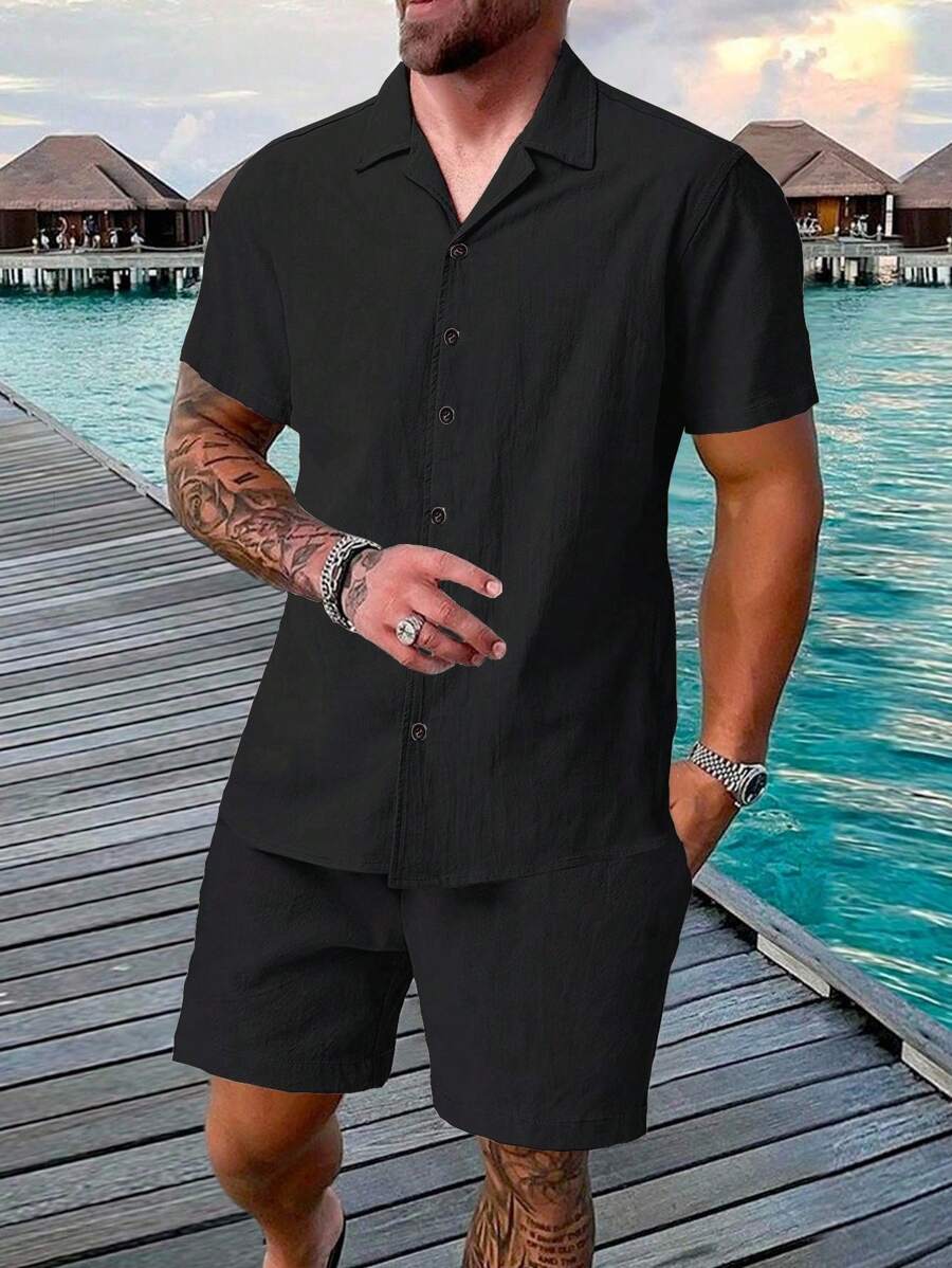 Manfinity RSRT 男士夏季纯色短袖单排扣衬衫和短裤休闲两件套 - 黑色 - 查看 1