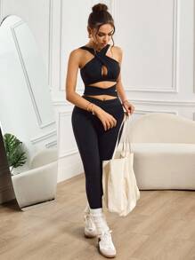 SHEIN Sports 女士交叉露背镂空性感运动文胸，带可拆卸垫，适合休闲日常穿着和运动，春夏季 - 黑色 - 查看 6