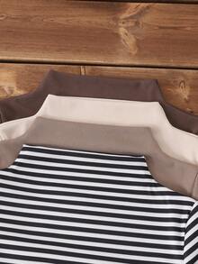 SHEIN Genkimix Kids 男童条纹高领 T 恤，舒适百搭休闲返校时尚