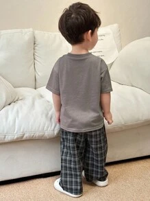 DAZY Kleinkind Jungen Lässig Rundhals einfarbiges Kurzarm T-Shirt und karierte lange Hose Pyjama Set - Grau - Übersicht 2