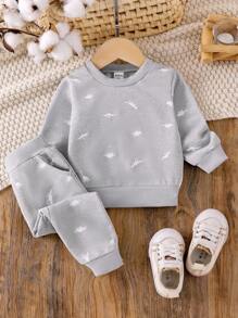 SHEIN Vintaside Kids 幼儿男童两件套灰色恐龙印花圆领长袖运动衫和裤子，秋冬休闲装 - 灰色 - 查看 5