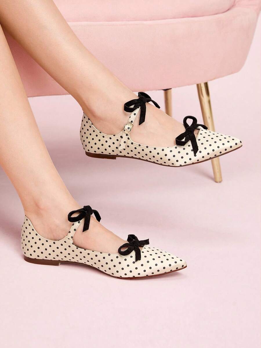CUCCOO DOLLMOD 女士可爱优雅波尔卡圆点玛丽珍平底鞋，带双蝴蝶结 - 杏色 - 查看 1