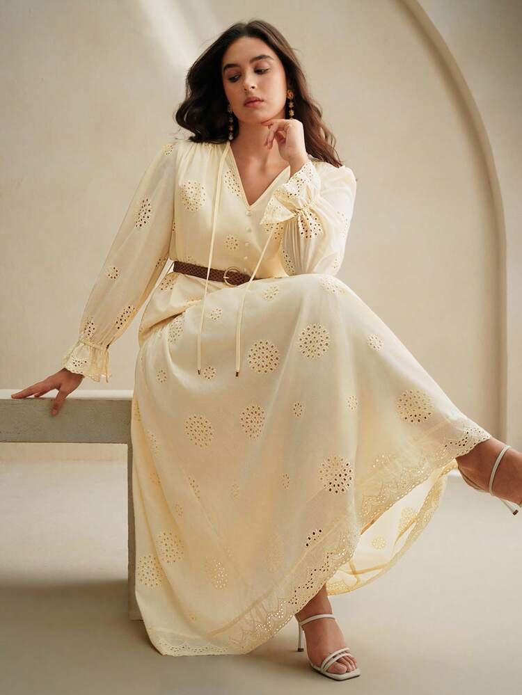 Plus Size Women's V-Neck Long Sleeve Hollow Out Embroidery Waist Cinched Maxi Dress, Vacation Style