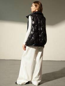 Aveloria Modichic New Fashionable High-Quality Sleeveless Zipper Cotton Padded Vest Jacket With Pockets & Buttons, Thickened Women Outerwear