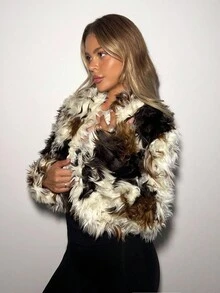 SHEIN ICON 时尚三色拼布仿皮草短款夹克，秋冬 - 卡其色 - 查看 5