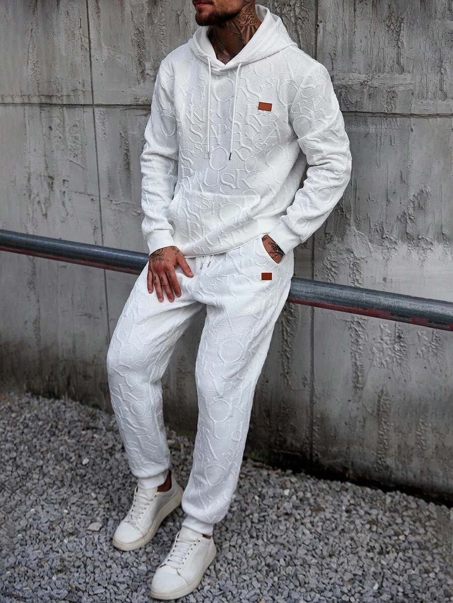 Manfinity Homme 男士休闲时尚街头连帽衫和运动裤套装，字母浮雕装饰，口袋，抽绳，春秋